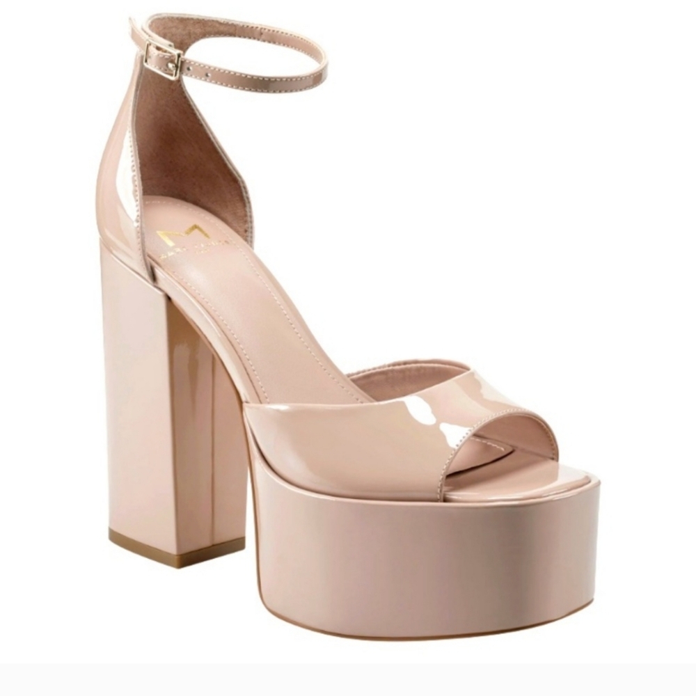 NWT MARC FISHER DELLA BLOCK HEELS.